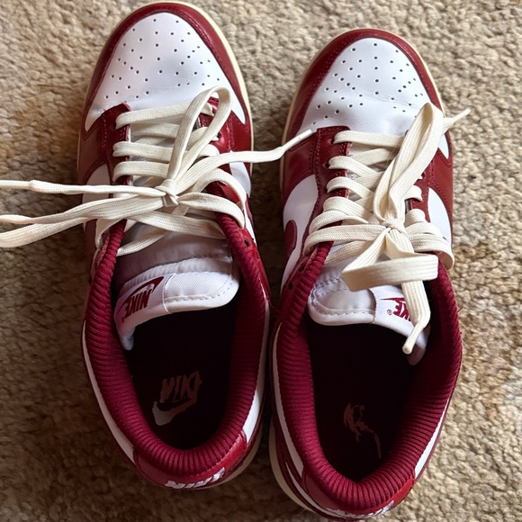 Women's Nike Dunk Low PRM Vintage Team Red - Picture 6 of 7
